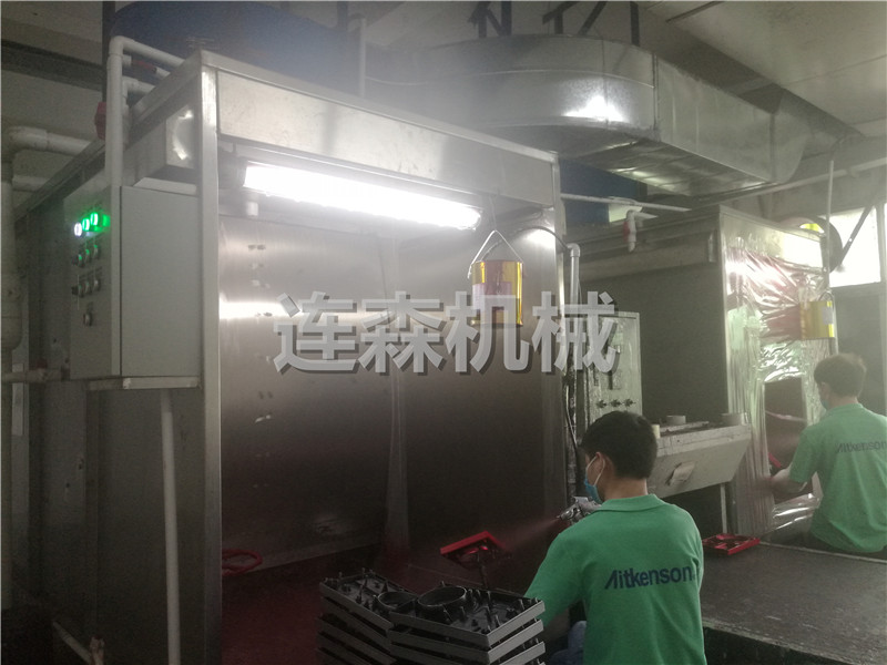 無塵手動(dòng)噴油烘干線